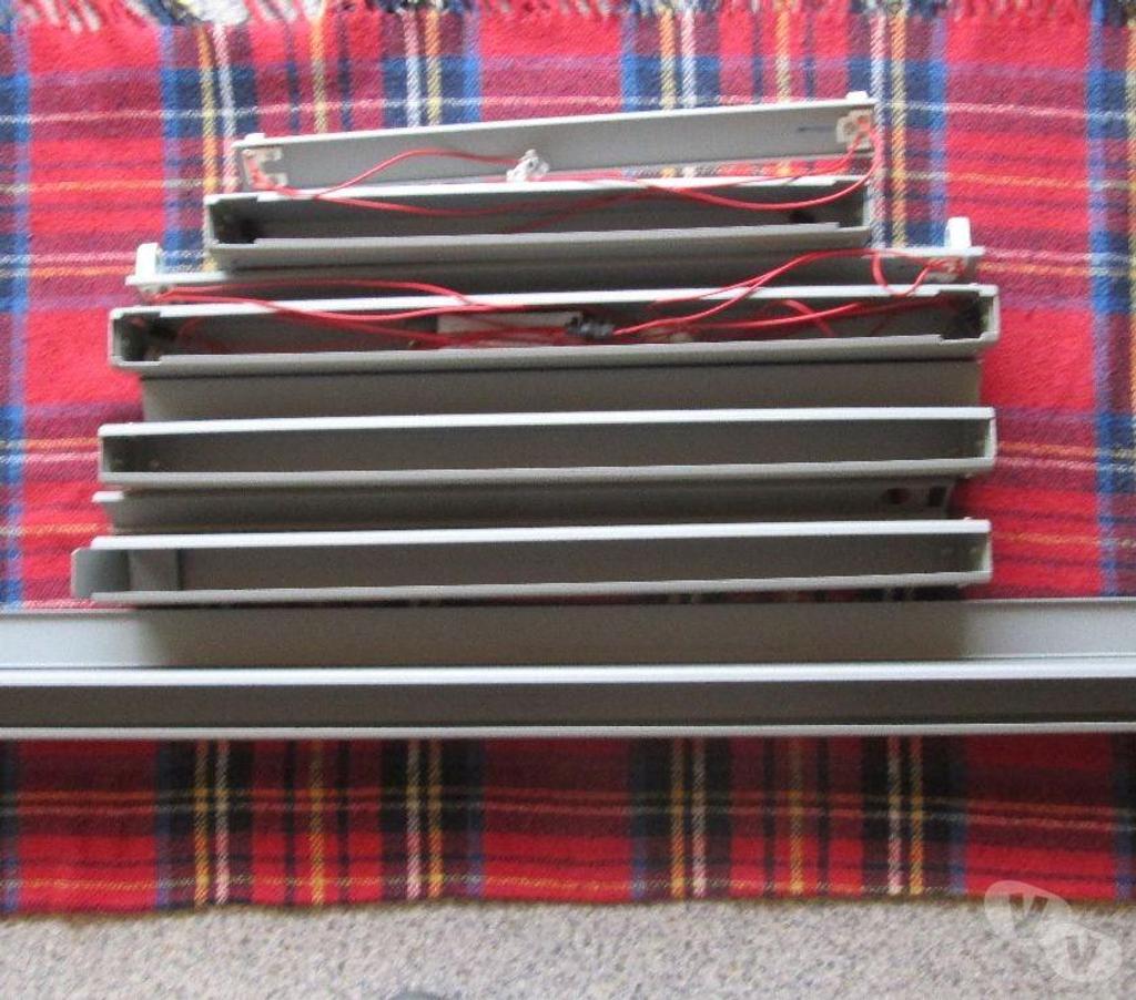 Nord Valenciennes - 59300 - Photos Vivastreet Réglettes pour tubes fluo en double isolation 157