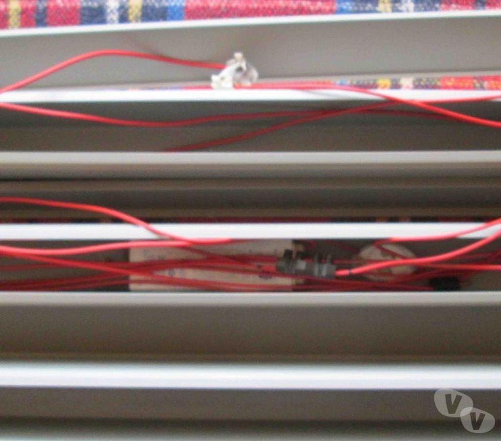 Nord Valenciennes - 59300 - Photos Vivastreet Réglettes pour tubes fluo en double isolation 157