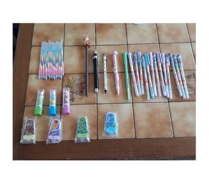 Accessoires & Bagagerie Maizières-lès-Metz Moselle - Photos Vivastreet Stylo couleurs vert crayon papier gomme glace créterium mang