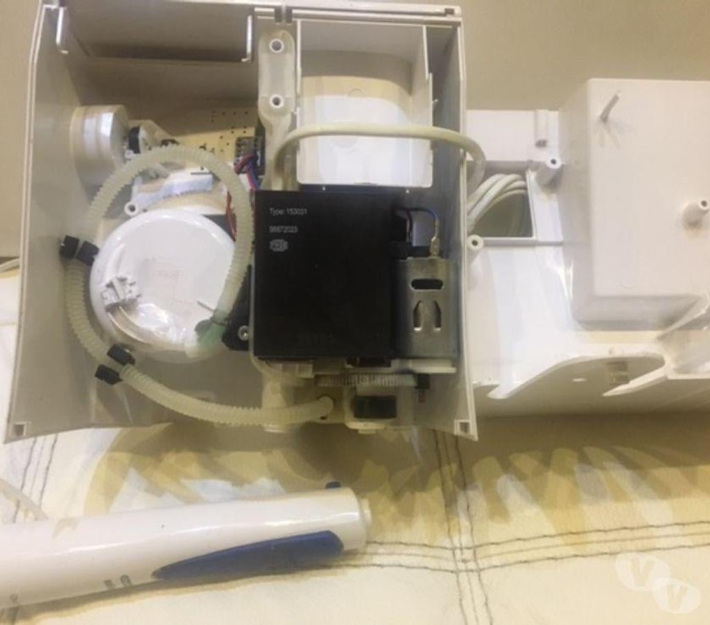 Matériel Nord Valenciennes - 59300 - Photos Vivastreet Hydropulseur dentaire Oral pour pièces 160