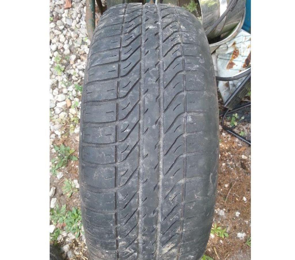 Pièces et services auto Seine-et-Marne Montceaux les Provins - 77151 - Photos Vivastreet roue secours peugeot 206