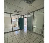 Local 60 m² - 3 pièces