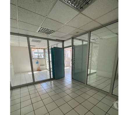 bureaux locaux Isère Grenoble - Photos Vivastreet Local 60 m² - 3 pièces