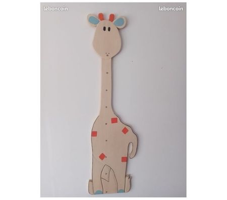 Equipements bébés Pas-de-Calais Avion - 62210 - Photos Vivastreet Toise girafe bois