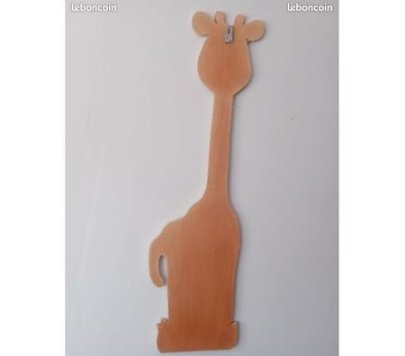 Equipements bébés Pas-de-Calais Avion - 62210 - Photos Vivastreet Toise girafe bois