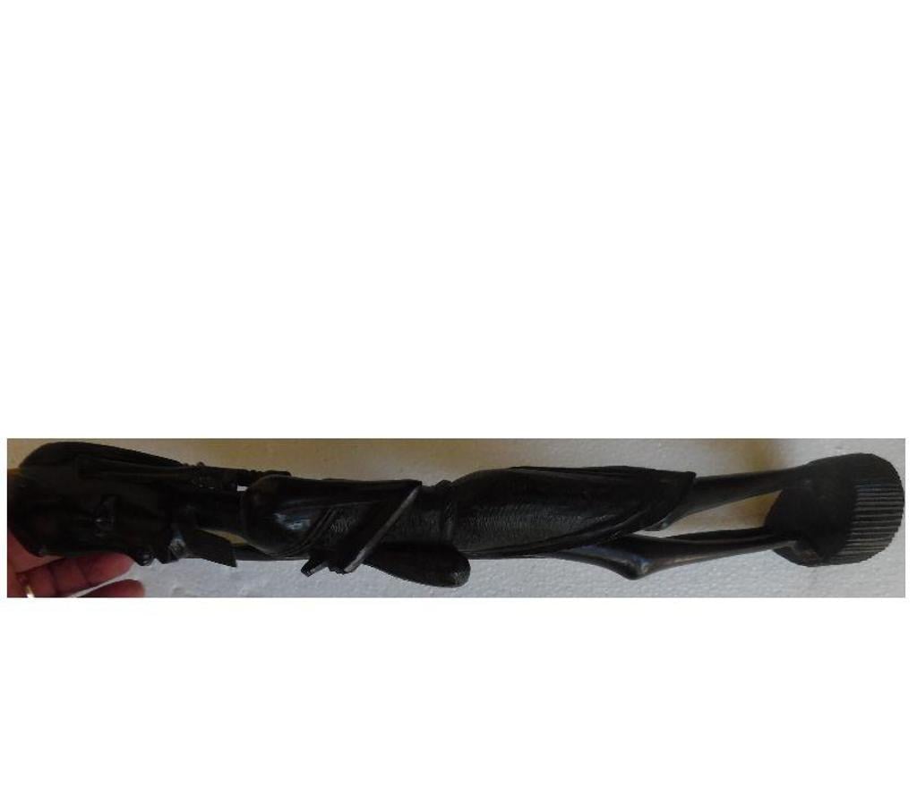 Décoration - art Hérault Castries - 34160 - Photos Vivastreet Statuette vintage en bois d’ébène - Hauteur 43 centimètres