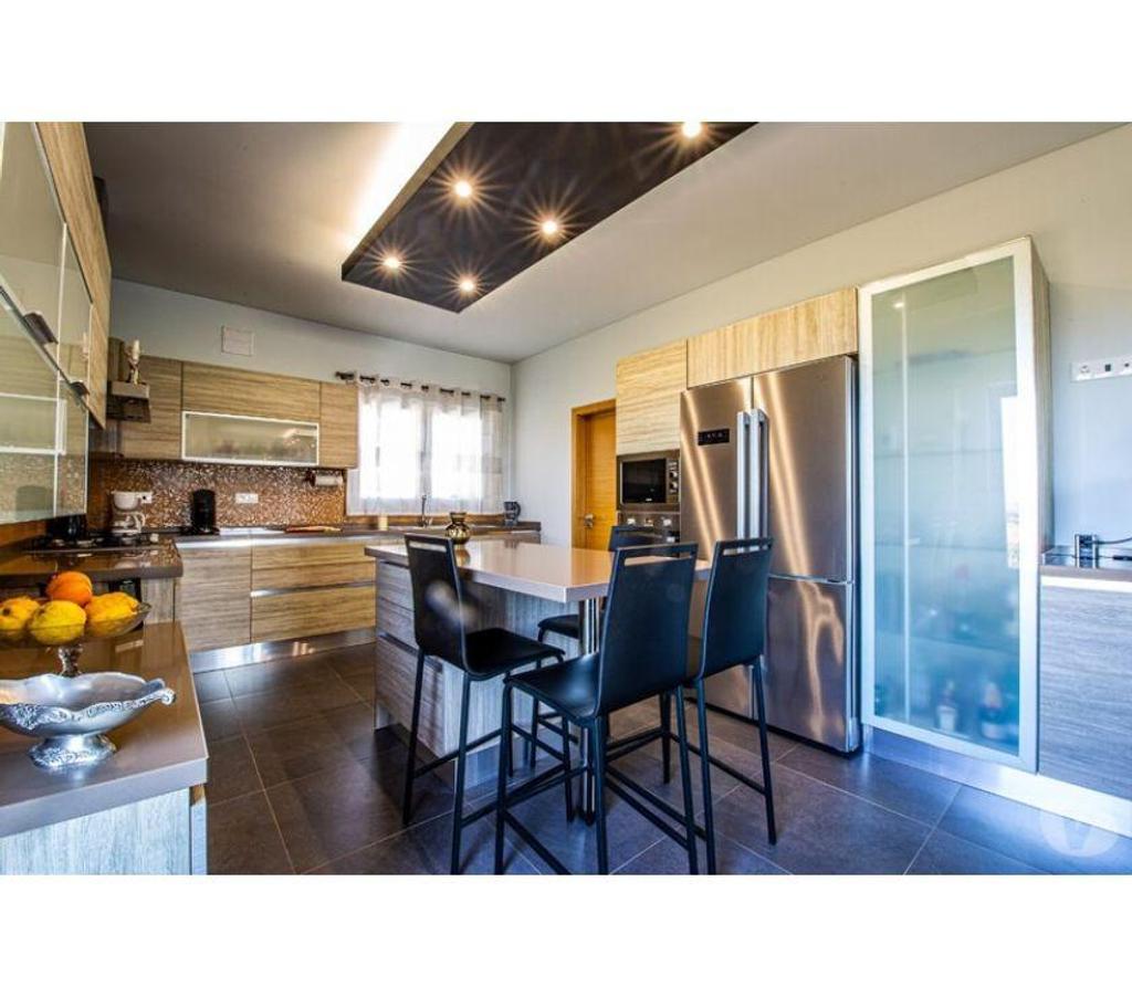 Vente Maison Portugal - Photos Vivastreet Maison - Cadaval - 270m2