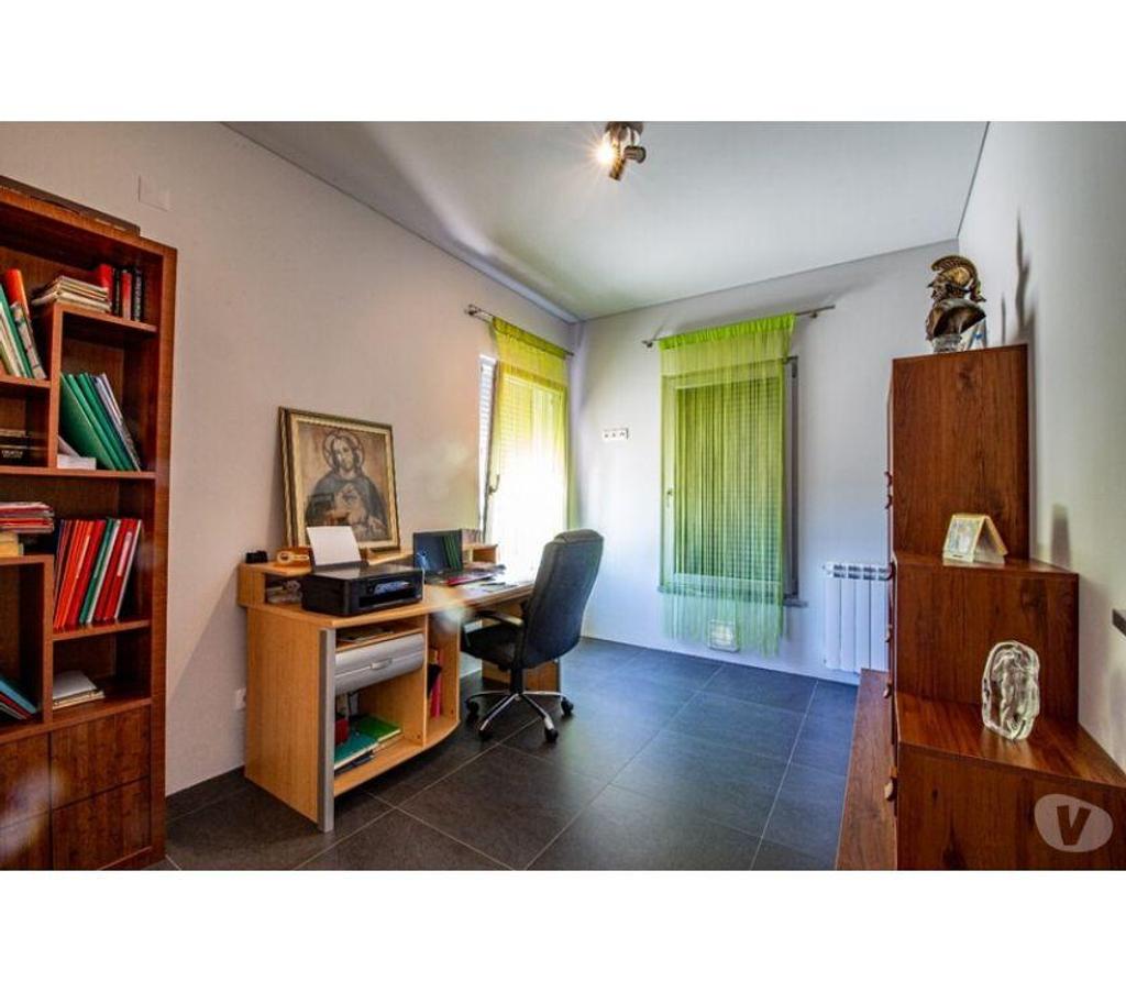 Vente Maison Portugal - Photos Vivastreet Maison - Cadaval - 270m2