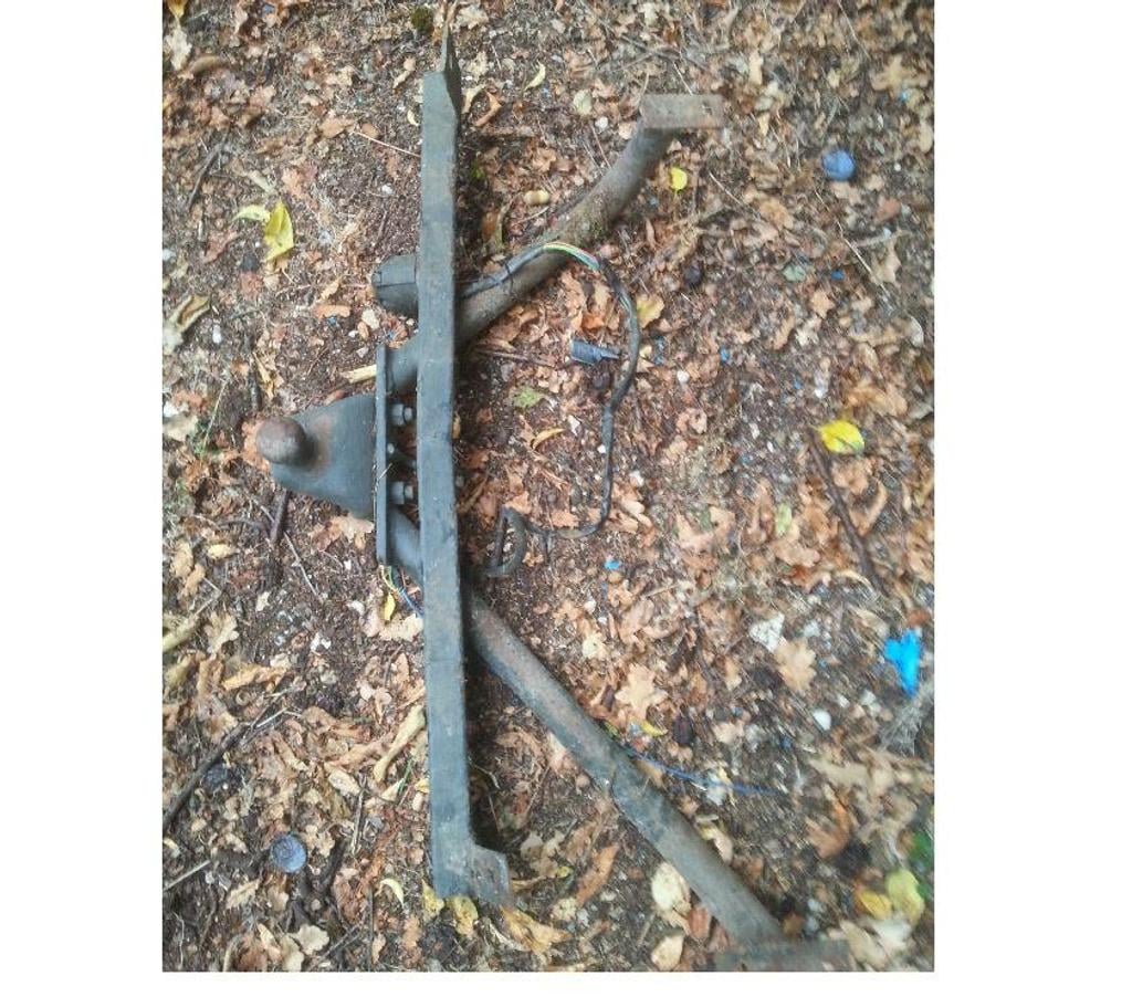 Pièces et services auto Seine-et-Marne Montceaux les Provins - 77151 - Photos Vivastreet attelage peugeot 305 