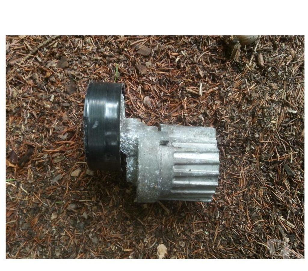 Pièces et services auto Seine-et-Marne Montceaux les Provins - 77151 - Photos Vivastreet galet tendeur megane