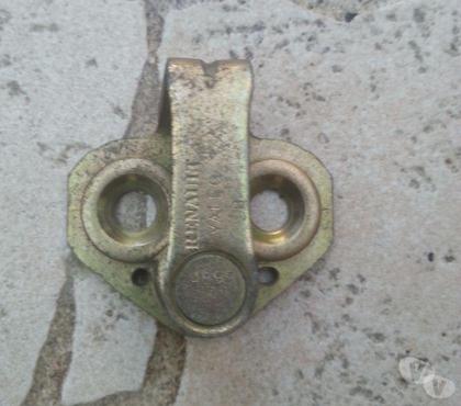 Pièces détachées automobile Montceaux les Provins Seine-et-Marne - Photos Vivastreet coffre megane