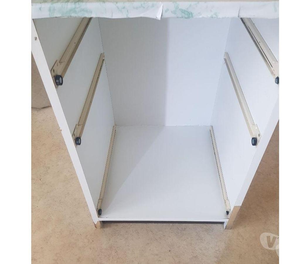 Ameublement & art de la table Seine-Saint-Denis Epinay sur Seine - 93800 - Photos Vivastreet Commode moderne 3 tiroirs occasion