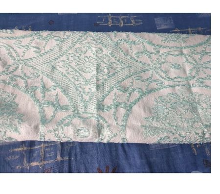 Ameublement & art de la table Paris Paris 4ème ardt - 75004 - Photos Vivastreet Couvertiure de lit et canapé