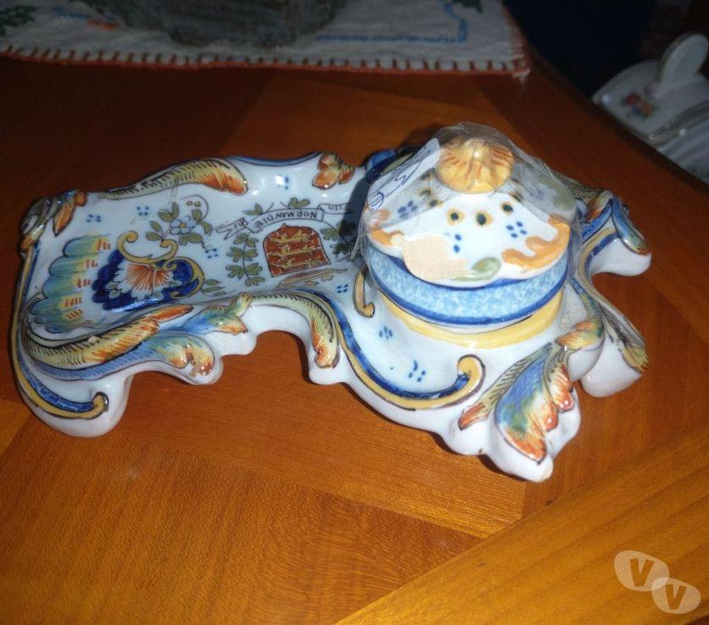 Décoration - art Finistère St Goazec - 29520 - Photos Vivastreet Encrier en porcelaine