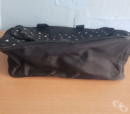 Accessoires - Bagagerie Paris Paris 4ème ardt - 75004 - Photos Vivastreet Sac à main noir 