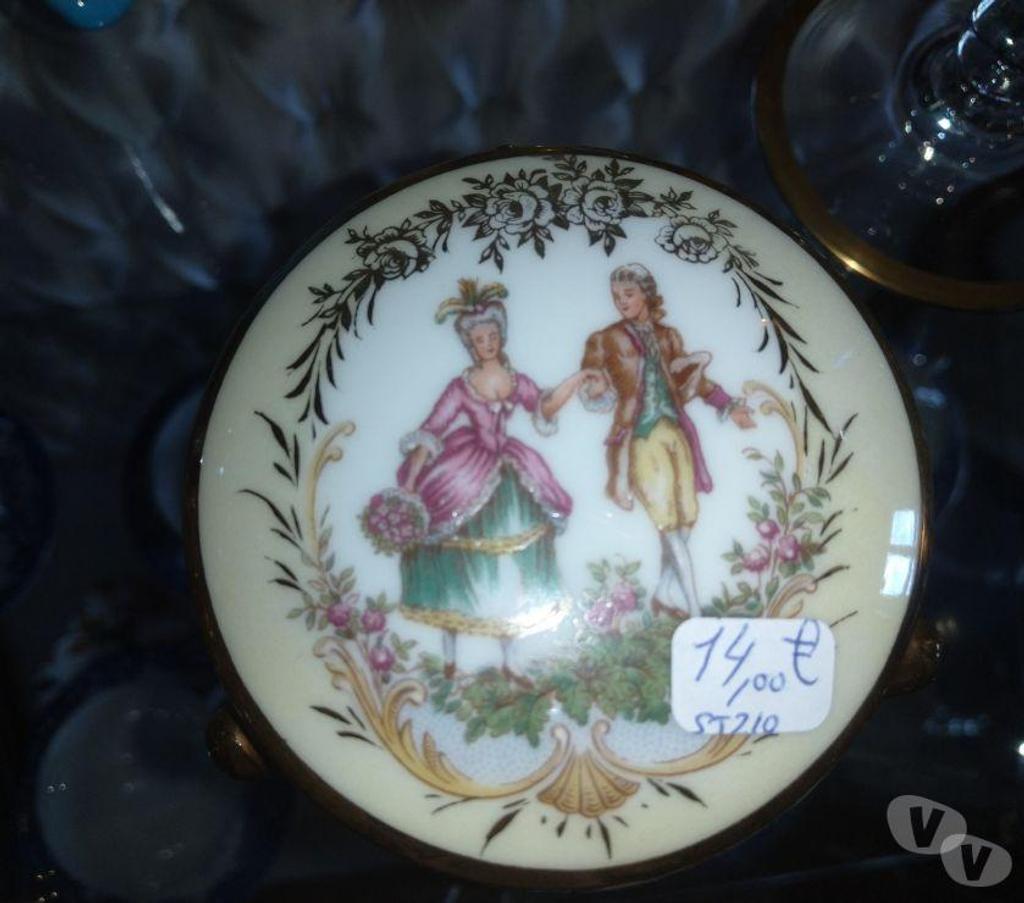 Décoration - art Finistère St Goazec - 29520 - Photos Vivastreet Boîtes en porcelaine de Limoges