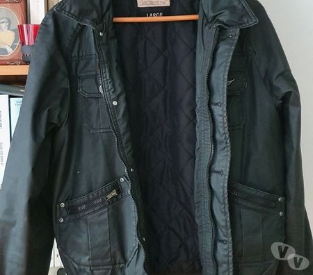Vêtements occasion Hauts-de-Seine Nanterre - 92000 - Photos Vivastreet BLOUSON KAPORAL