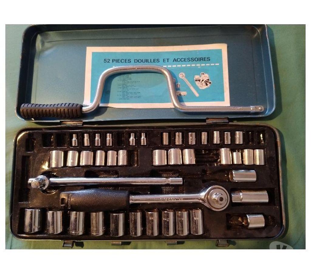 Pièces et services auto Bouches-du-Rhône Aix en Provence - Photos Vivastreet COMBINER VISSEUSEDEVISSEUSE & COFFRET DOUILLES CLE A CLIQU