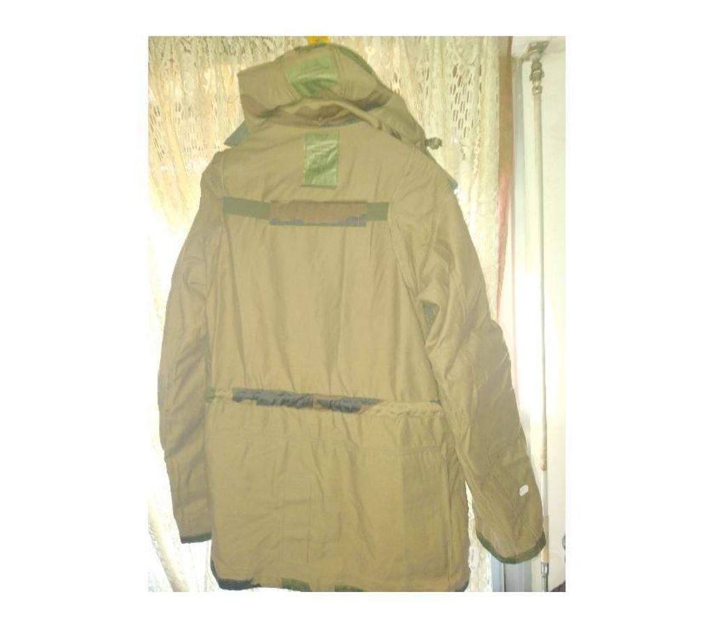 Vêtements occasion Bouches-du-Rhône Aix en Provence - Photos Vivastreet BLOUSON CAMOUFLAGE MILITAIRE COUPE VENT MAINTIEN LA CHALEUR