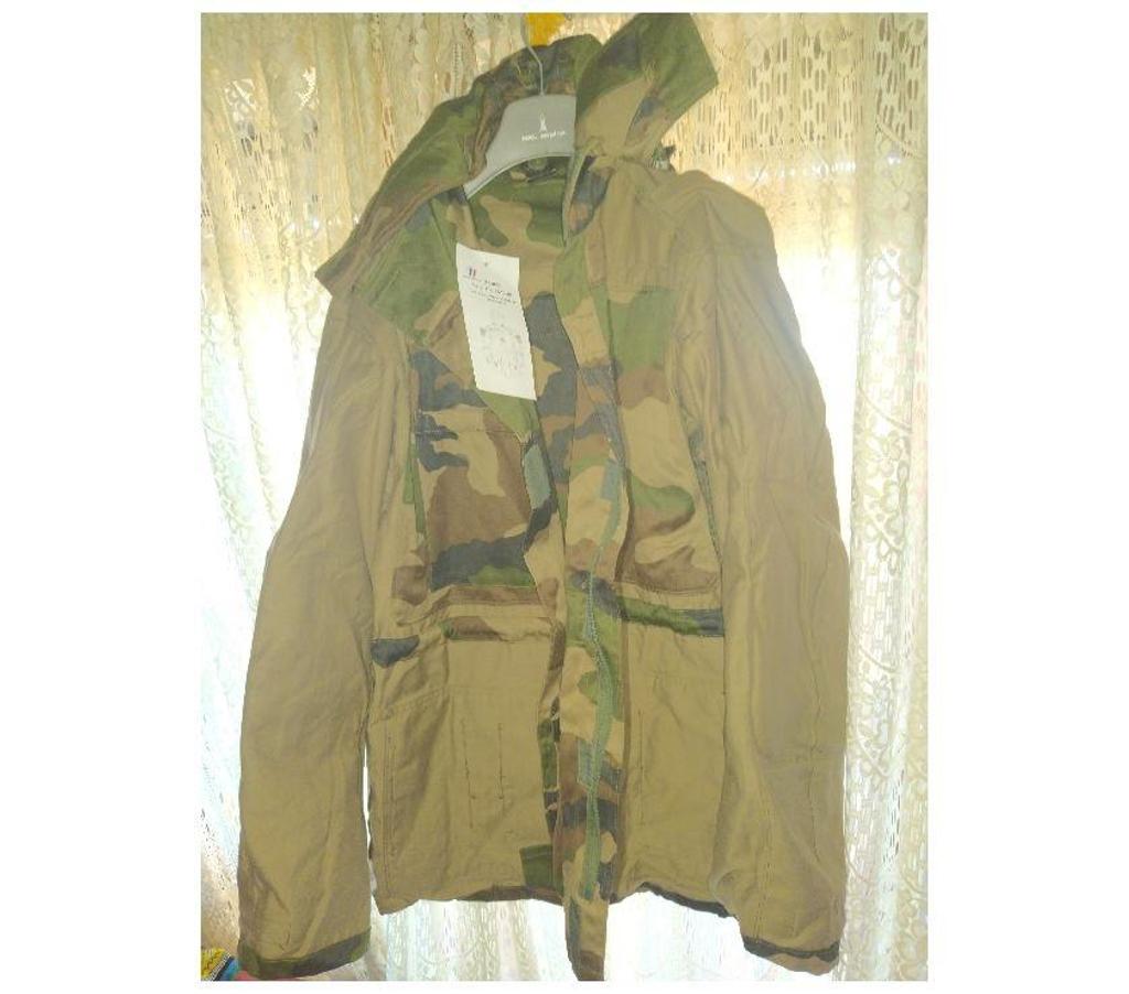 Vêtements occasion Bouches-du-Rhône Aix en Provence - Photos Vivastreet BLOUSON CAMOUFLAGE MILITAIRE COUPE VENT MAINTIEN LA CHALEUR