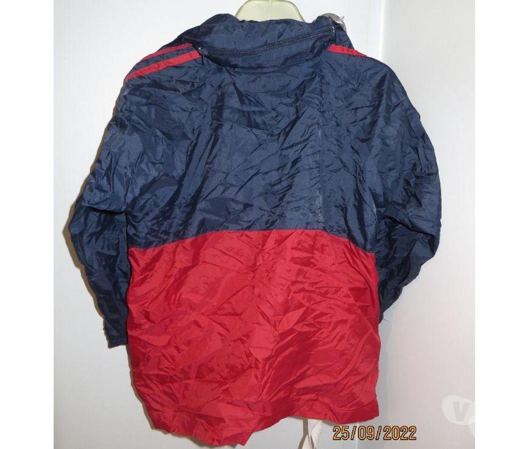 Vêtements bébés Puy-de-Dôme Clermont Ferrand - Photos Vivastreet K-way 5 ans coupe vent