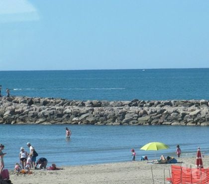 Location de vacances Palavas les Flots Hérault - Photos Vivastreet F1 cabine SUR la PLAGE
