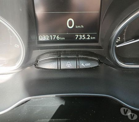 Voiture d'occasion Eure Nonancourt - Photos Vivastreet PEUGEOT 2008 BLANC NACRE