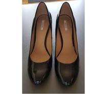 une paire de chaussures femme Geox P 38