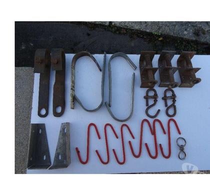 Bricolage - Jardin - Outillage Sable sur Sarthe Sarthe - Photos Vivastreet Crochets divers plus divers articles