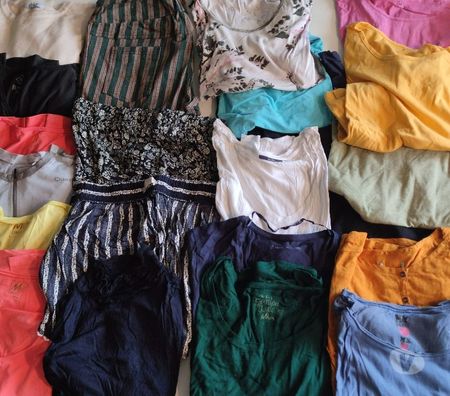 Vêtements occasion Val-d'Oise Bernes sur Oise - 95340 - Photos Vivastreet Moins 1 Euro Gros Lot De Vêtements De Femme Divers Tailles