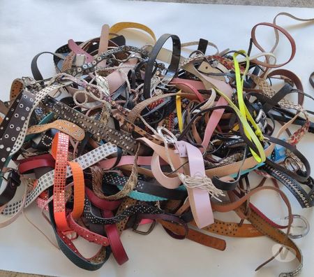 Accessoires - Bagagerie Val-d'Oise Bernes sur Oise - 95340 - Photos Vivastreet Rare : Lot De Plusieurs Centaines De CEINTURES Pour Femmes