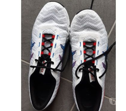 Chaussures et bottes occasion Courcy Marne - Photos Vivastreet Basket Oasics pointure 39