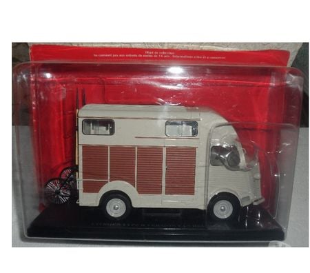 Collection Hérault Castries - 34160 - images_alt_text Citroën type H version van HEULIEZ 124 beige collectionneur