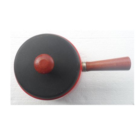 Ameublement & art de la table Hérault Castries - 34160 - Photos Vivastreet Caquelon en fonte émaillée avec couvercle et manche en bois