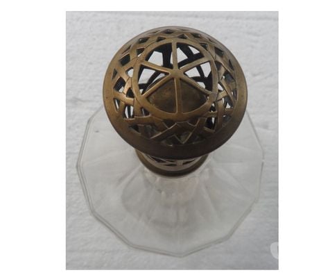 Décoration - art Hérault Castries - 34160 - Photos Vivastreet Lampe Berger – diffuseur de parfum à catalyse - douze côtés 