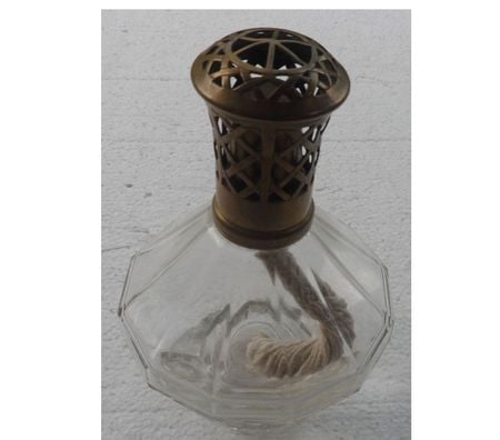 Décoration - art Hérault Castries - 34160 - Photos Vivastreet Lampe Berger – diffuseur de parfum à catalyse - douze côtés 