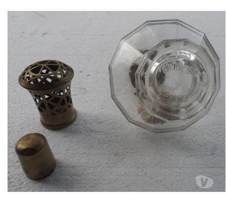 Décoration - art Hérault Castries - 34160 - Photos Vivastreet Lampe Berger – diffuseur de parfum à catalyse - douze côtés 