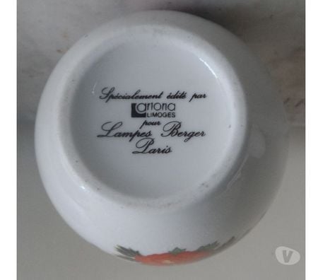 Décoration - art Hérault Castries - 34160 - Photos Vivastreet Lampe Berger en porcelaine – Diffuseur de parfum à catalyse 