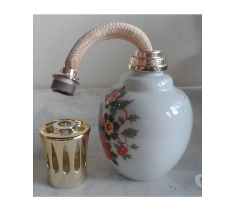 Décoration - art Hérault Castries - 34160 - Photos Vivastreet Lampe Berger en porcelaine – Diffuseur de parfum à catalyse 