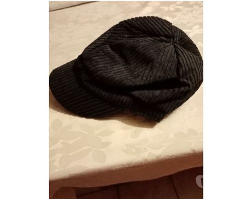 Accessoires - Bagagerie Loiret Chalette sur Loing - 45120 - Photos Vivastreet Casquette velours