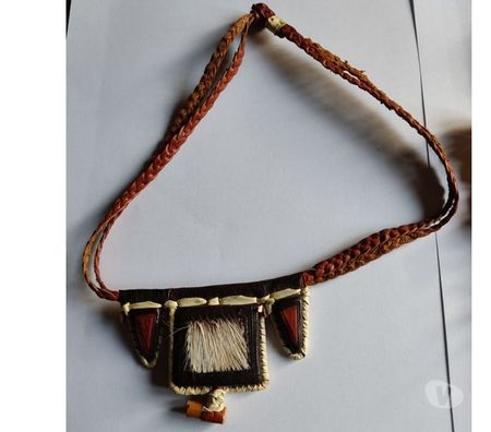 Bijoux occasion Vendée Soullans - 85300 - Photos Vivastreet Collier comme neuf 