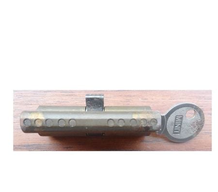  Hérault Castries - 34160 - Photos Vivastreet Verrou cylindre à clé crantée double entrée occase 25x25mm 