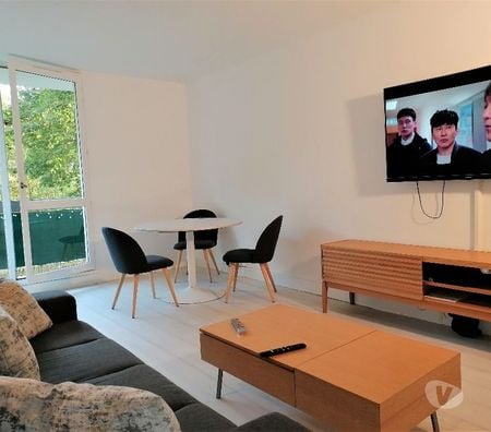 Appartements à vendre Val-d'Oise Cergy - Photos Vivastreet Appartement F4 80m² pour Investisseurs