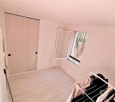 Appartements à vendre Val-d'Oise Cergy - Photos Vivastreet Appartement F4 80m² pour Investisseurs
