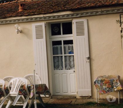 Location maison meublée St Brevin les Pins Loire-Atlantique - Photos Vivastreet LOUE LOCATION 480 EUROS + CHARGES MITOYENNE REF 2 POUR 2 A 3