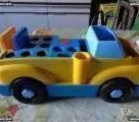 Jeux - Jouets Isère Villette de Vienne - 38200 - Photos Vivastreet camions plastique + camion bois