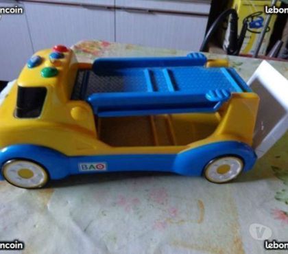Jeux - Jouets Villette de Vienne Isère - Photos Vivastreet camions plastique + camion bois
