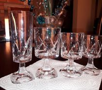 vend service de verres cristallin taillés