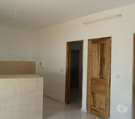 Vente Maison Sénégal - Photos Vivastreet villa sur 500 m2 de terrain a saly carrefour