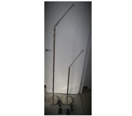 Décoration - art Nord Mons en Baroeul - 59370 - Photos Vivastreet luminaire design-lampadaire design en acier inoxydable-Lampe